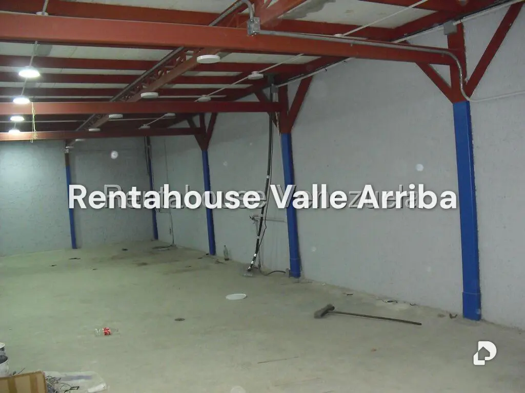 Local comercial en La Trinidad, Caracas – 15