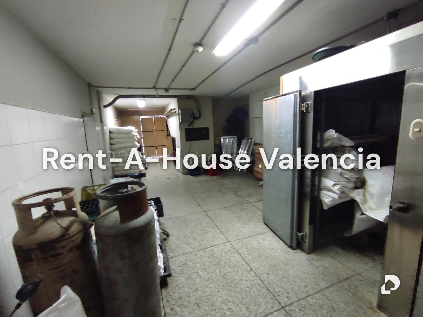 Commercial space in Parque Valencia, Valencia – 77