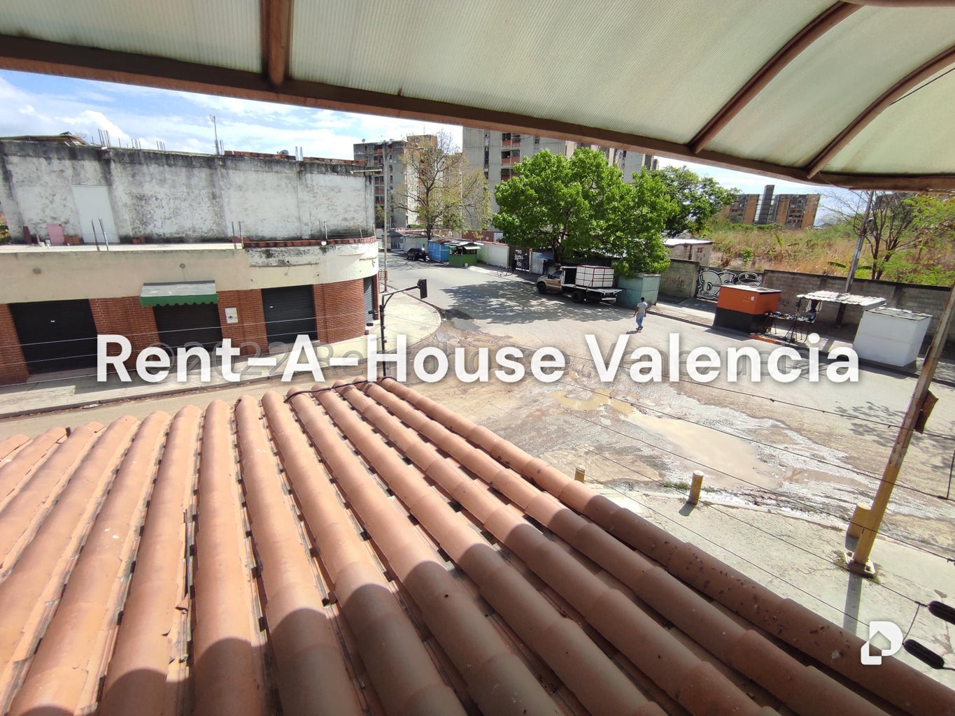 Commercial space in Parque Valencia, Valencia – 152