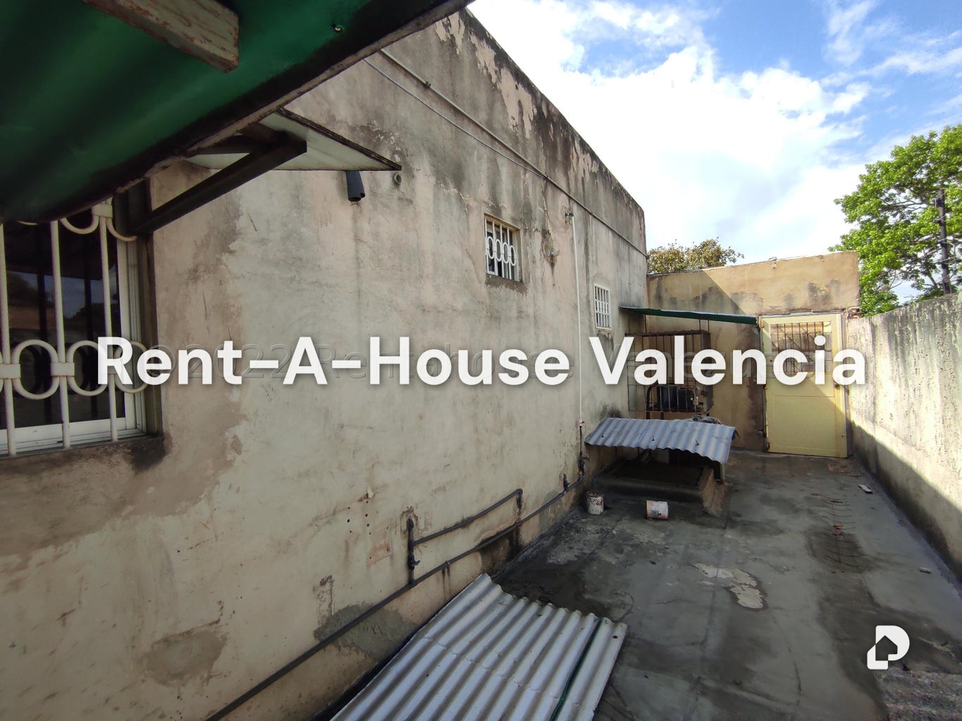 Commercial space in Parque Valencia, Valencia – 145