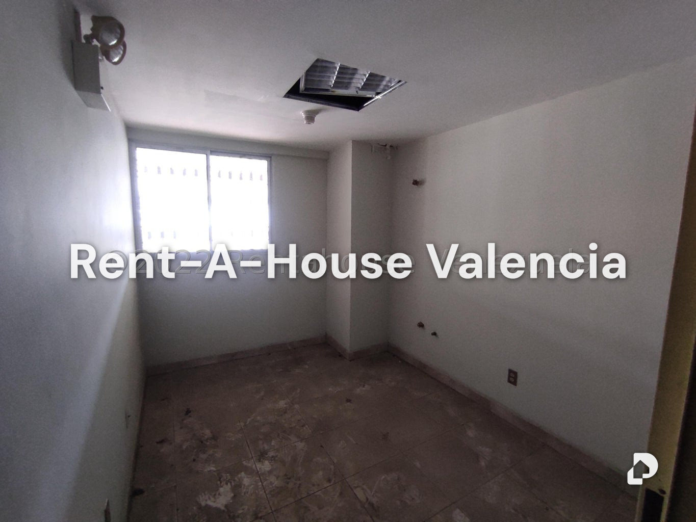 Commercial space in Parque Valencia, Valencia – 108