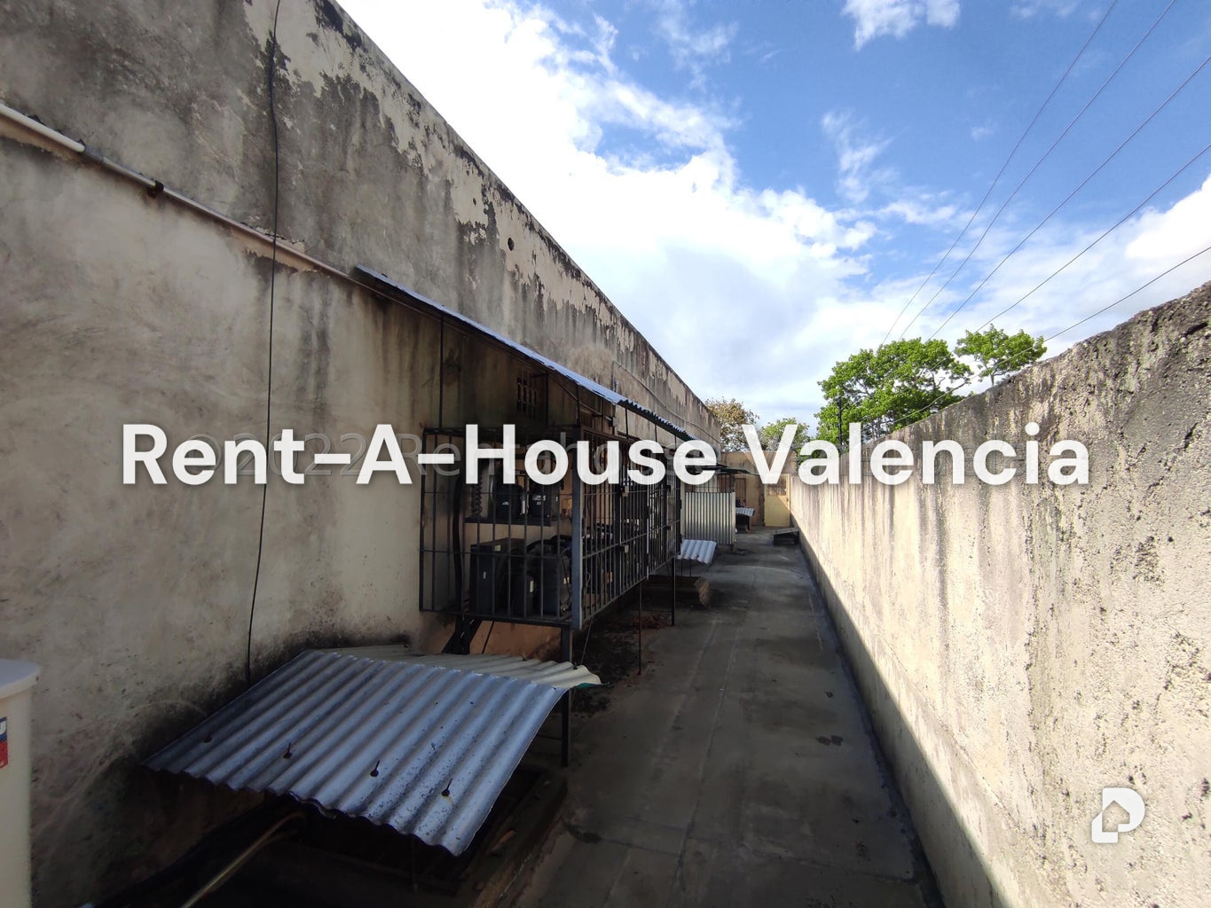 Commercial space in Parque Valencia, Valencia – 141