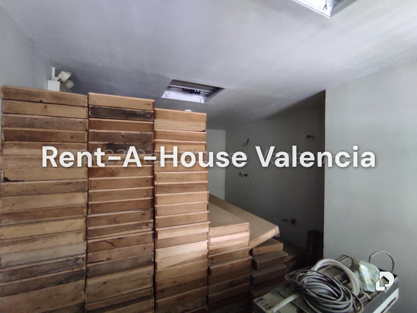 Commercial space in Parque Valencia, Valencia – 106