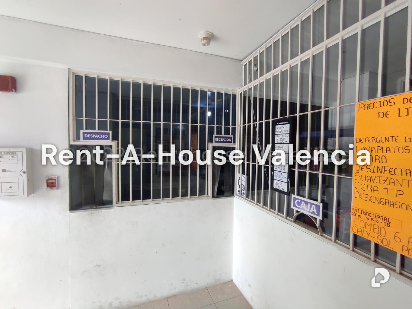 Commercial space in Parque Valencia, Valencia – 169