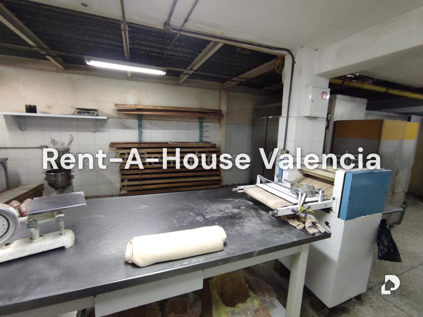Commercial space in Parque Valencia, Valencia – 52