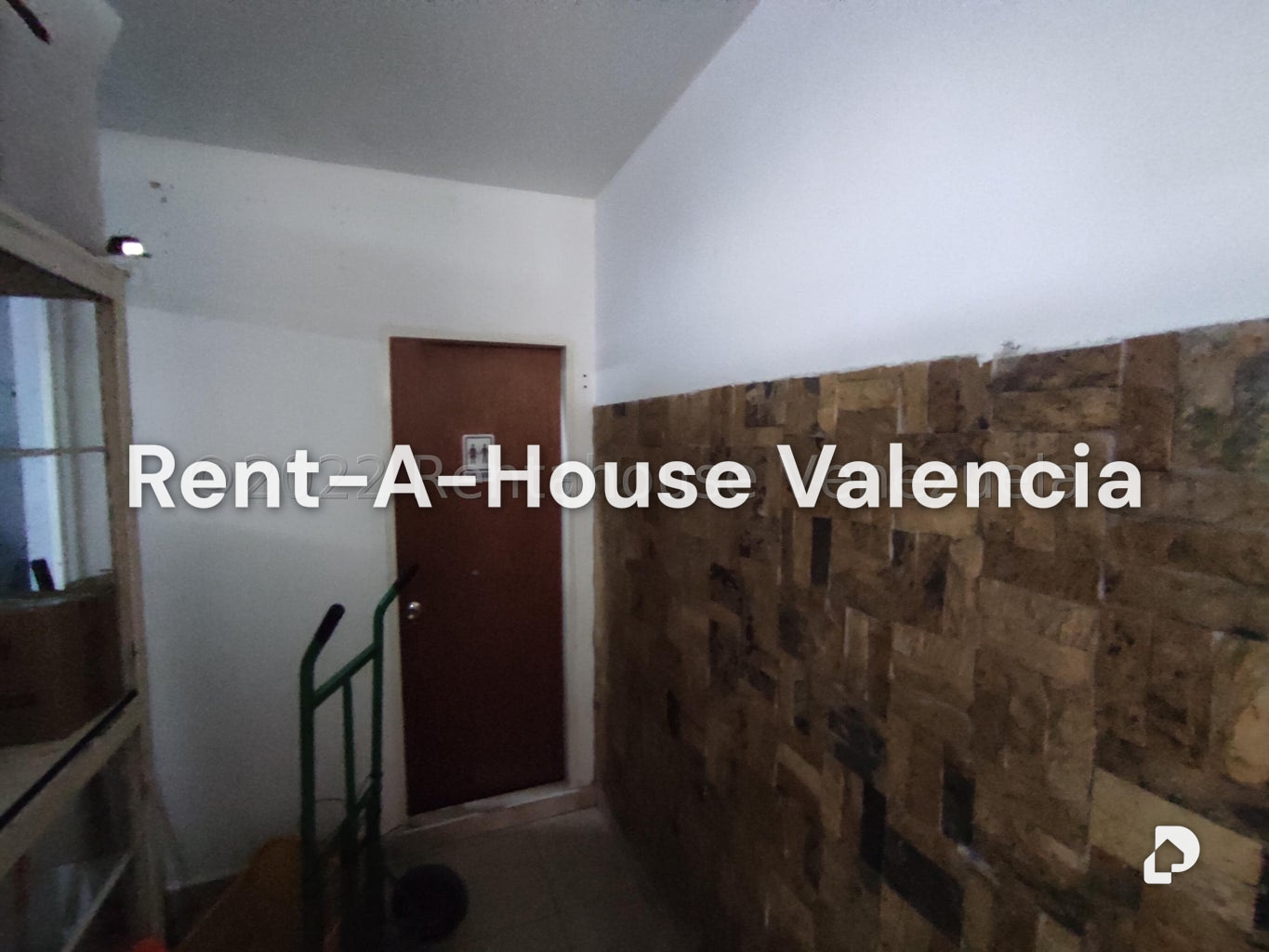 Commercial space in Parque Valencia, Valencia – 166