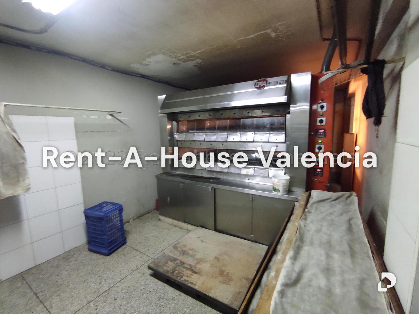 Commercial space in Parque Valencia, Valencia – 85