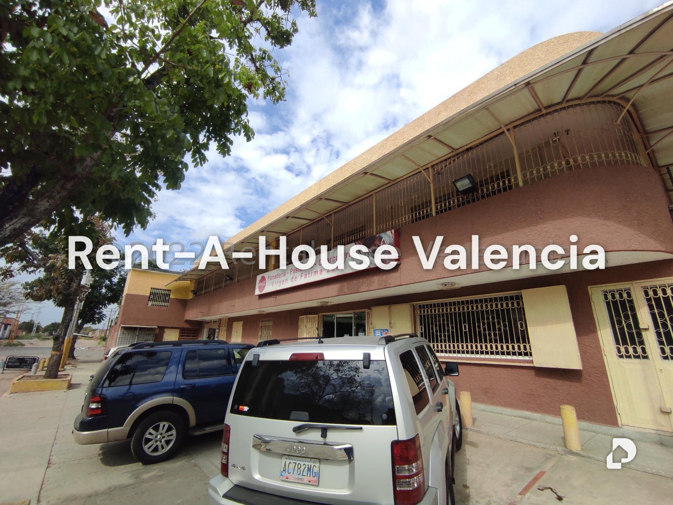 Commercial space in Parque Valencia, Valencia – 208