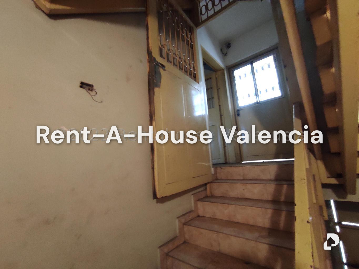 Commercial space in Parque Valencia, Valencia – 97