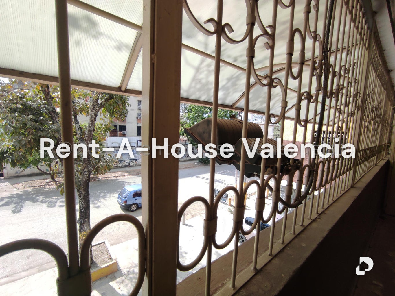 Commercial space in Parque Valencia, Valencia – 130
