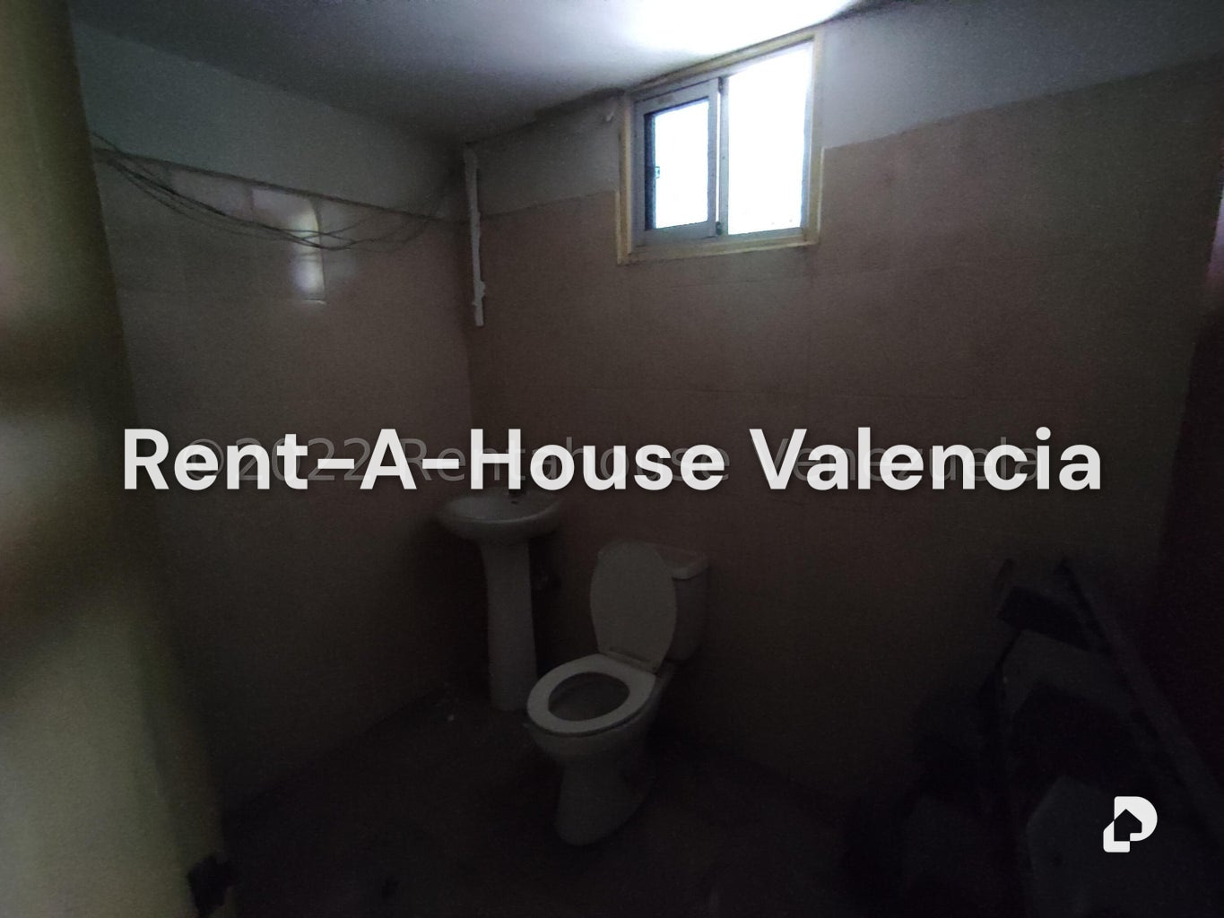 Commercial space in Parque Valencia, Valencia – 111