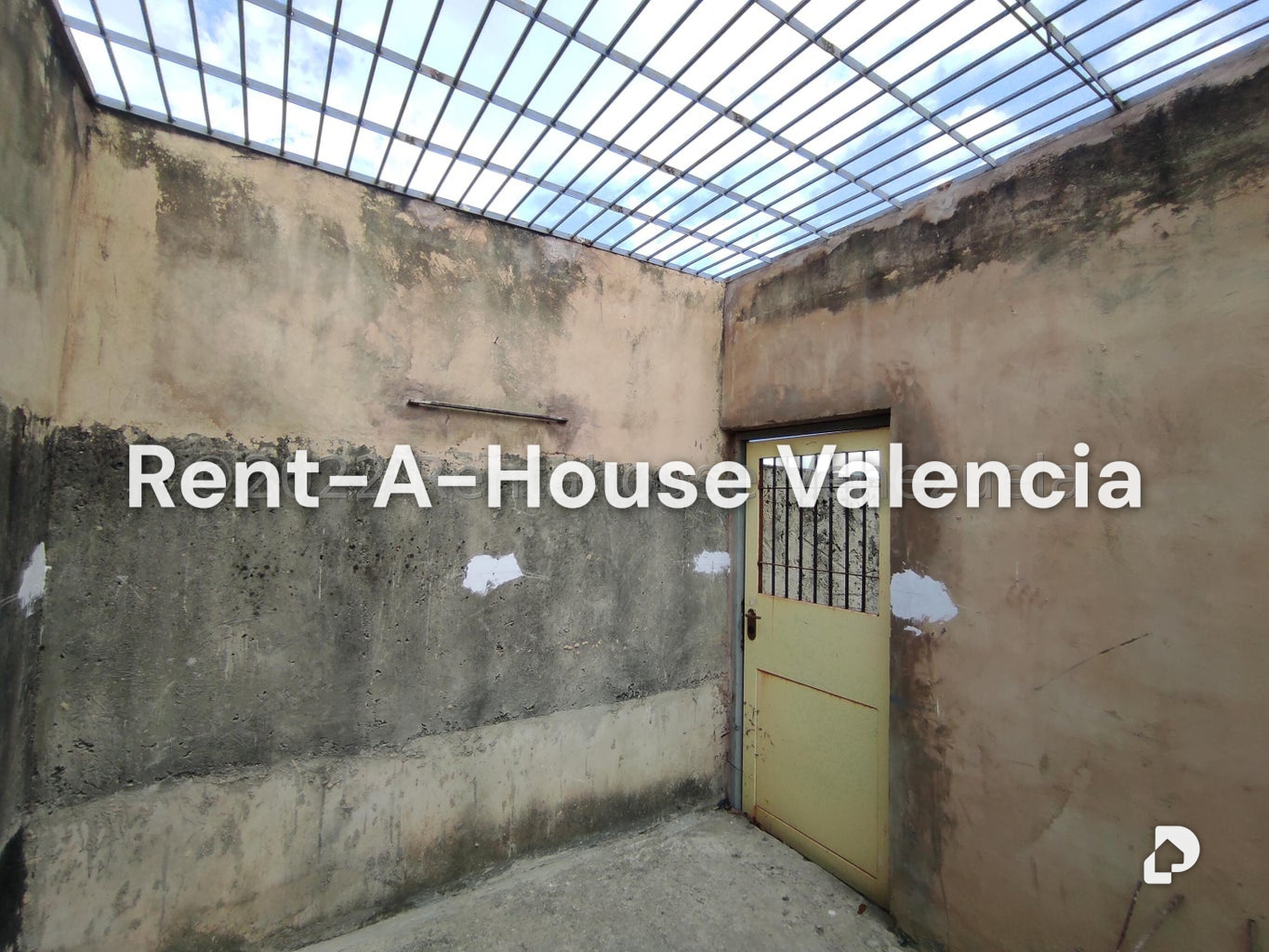 Commercial space in Parque Valencia, Valencia – 104