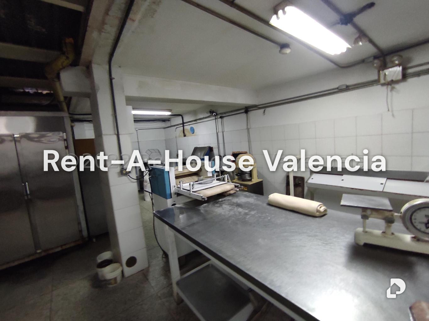 Commercial space in Parque Valencia, Valencia – 64