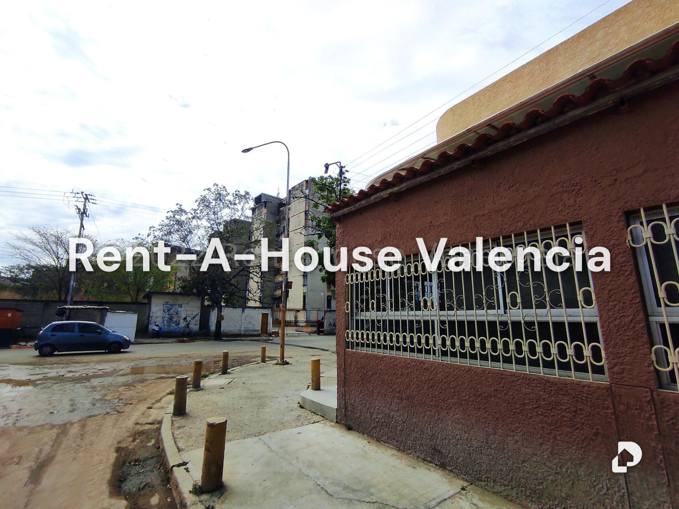 Commercial space in Parque Valencia, Valencia – 203