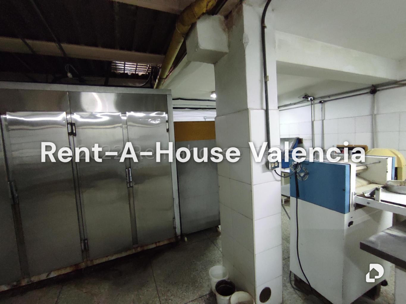 Commercial space in Parque Valencia, Valencia – 69