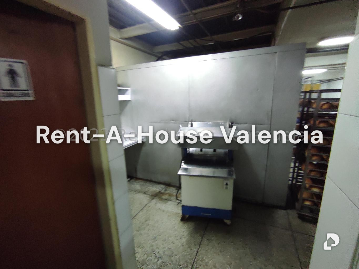Commercial space in Parque Valencia, Valencia – 76