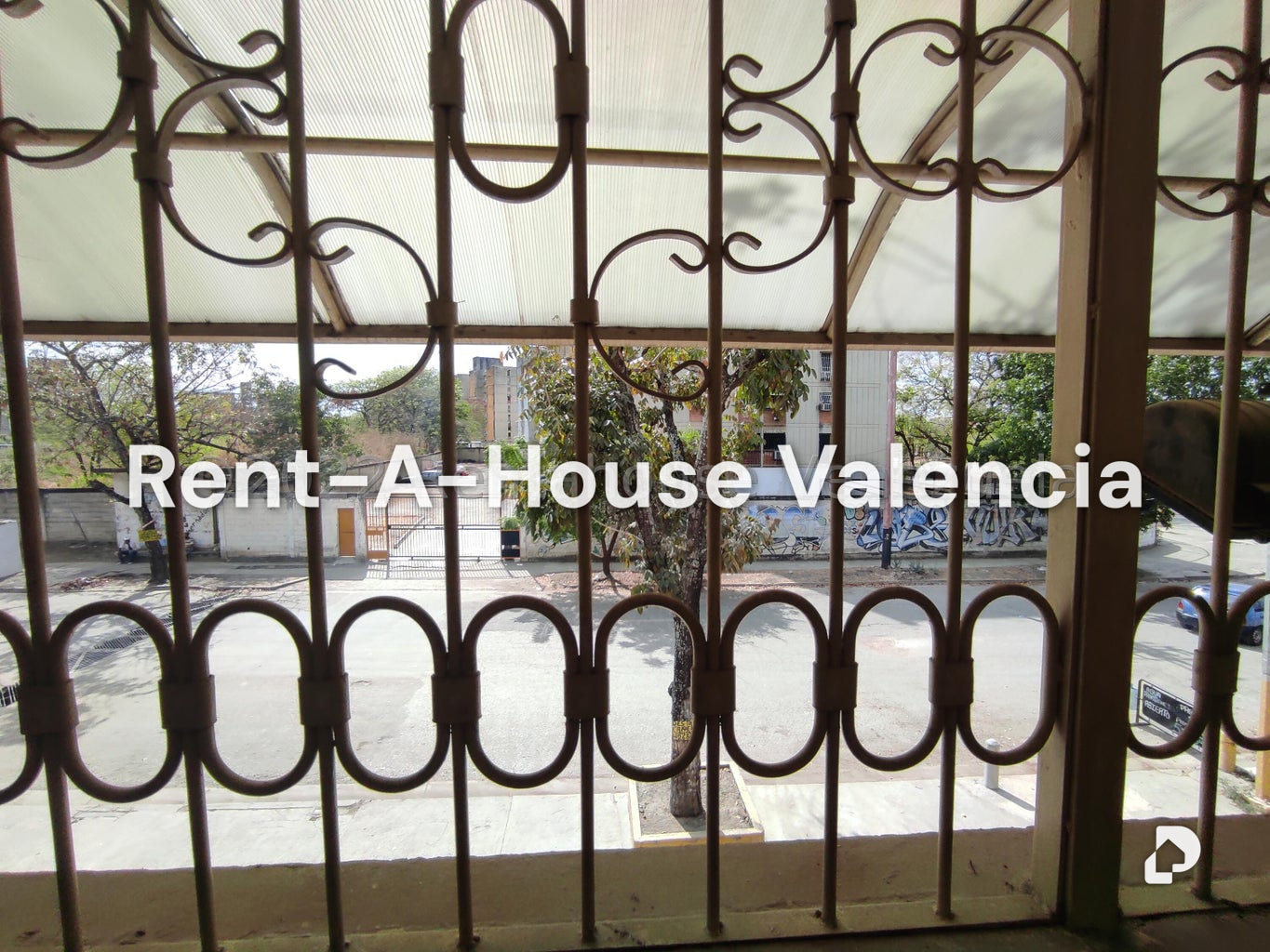 Commercial space in Parque Valencia, Valencia – 132