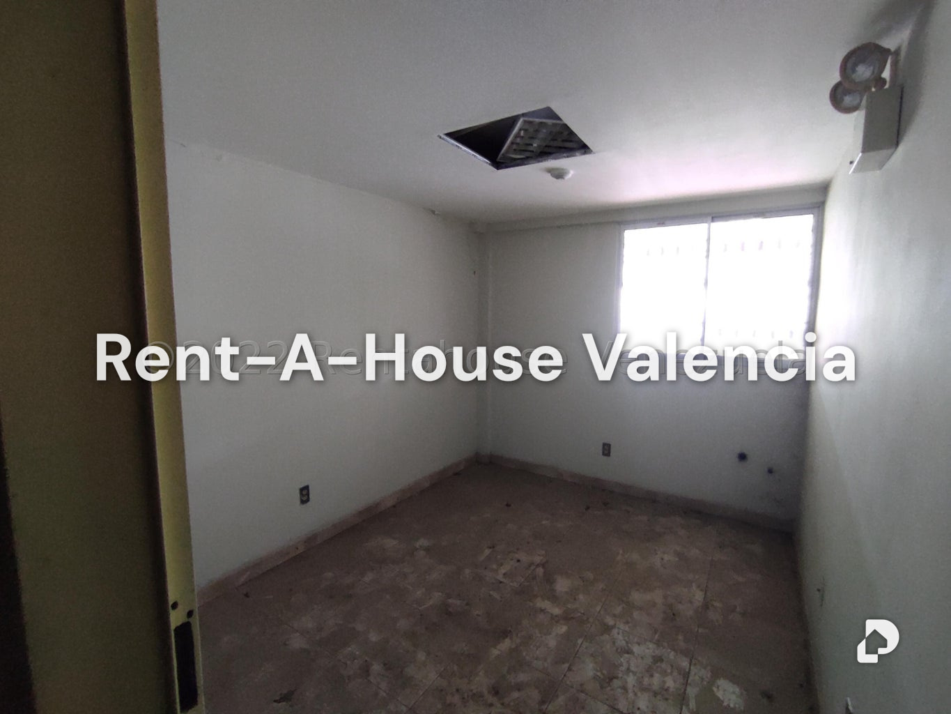 Commercial space in Parque Valencia, Valencia – 109