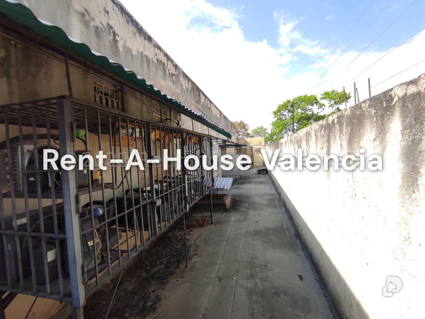 Commercial space in Parque Valencia, Valencia – 149