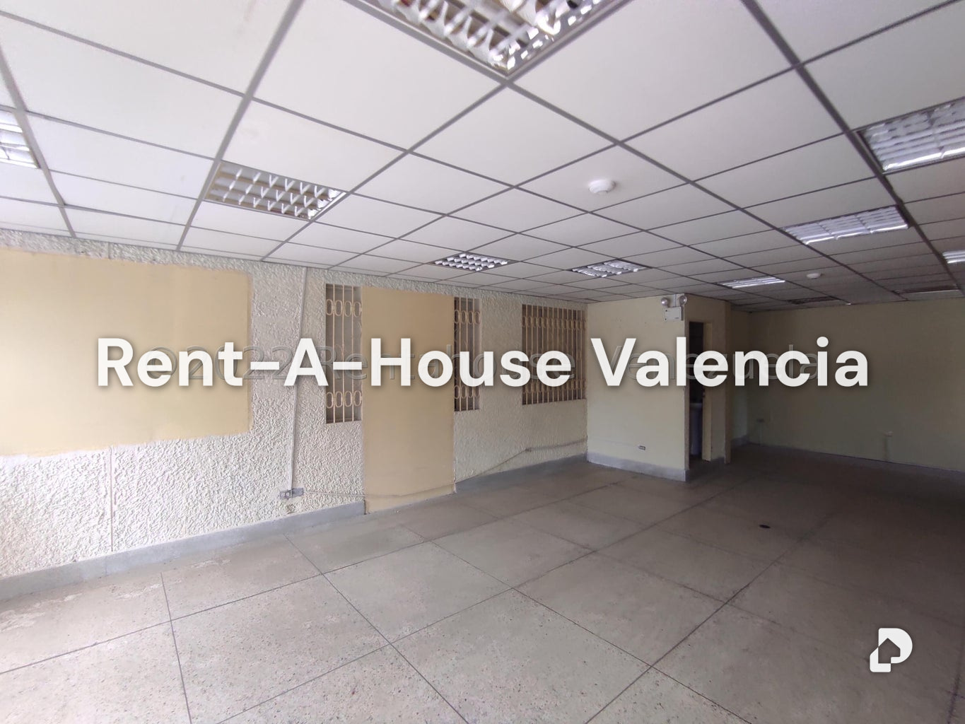 Commercial space in Parque Valencia, Valencia – 191