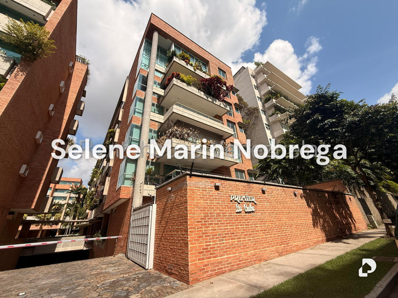Apartamento en Campo Alegre, Caracas – 1