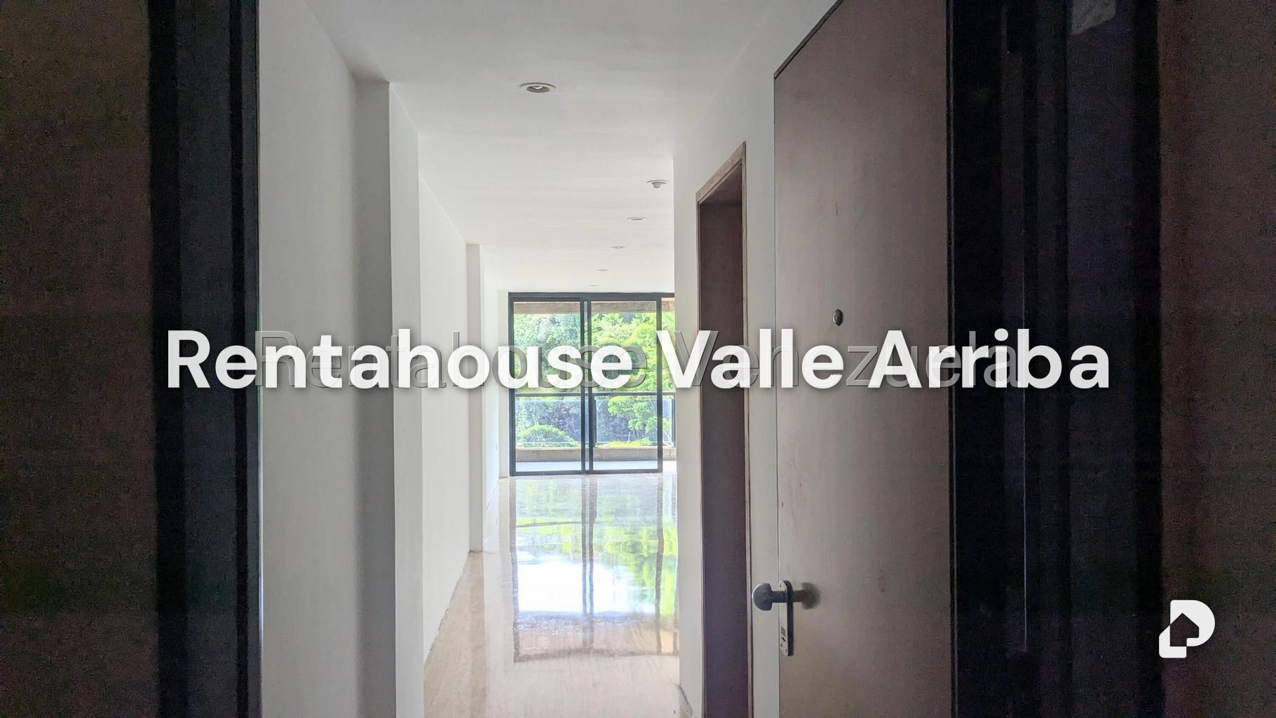 Apartment in La Lagunita Country Club, Caracas – 9