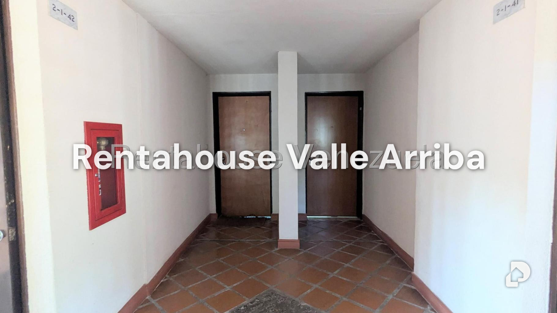 Apartment in La Lagunita Country Club, Caracas – 8