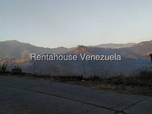 Land in Caicaguana, Caracas - 1