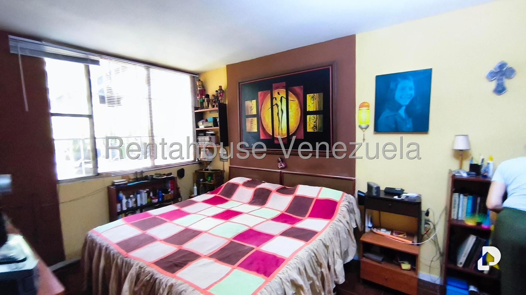 Casa en La California Sur, Caracas – 14