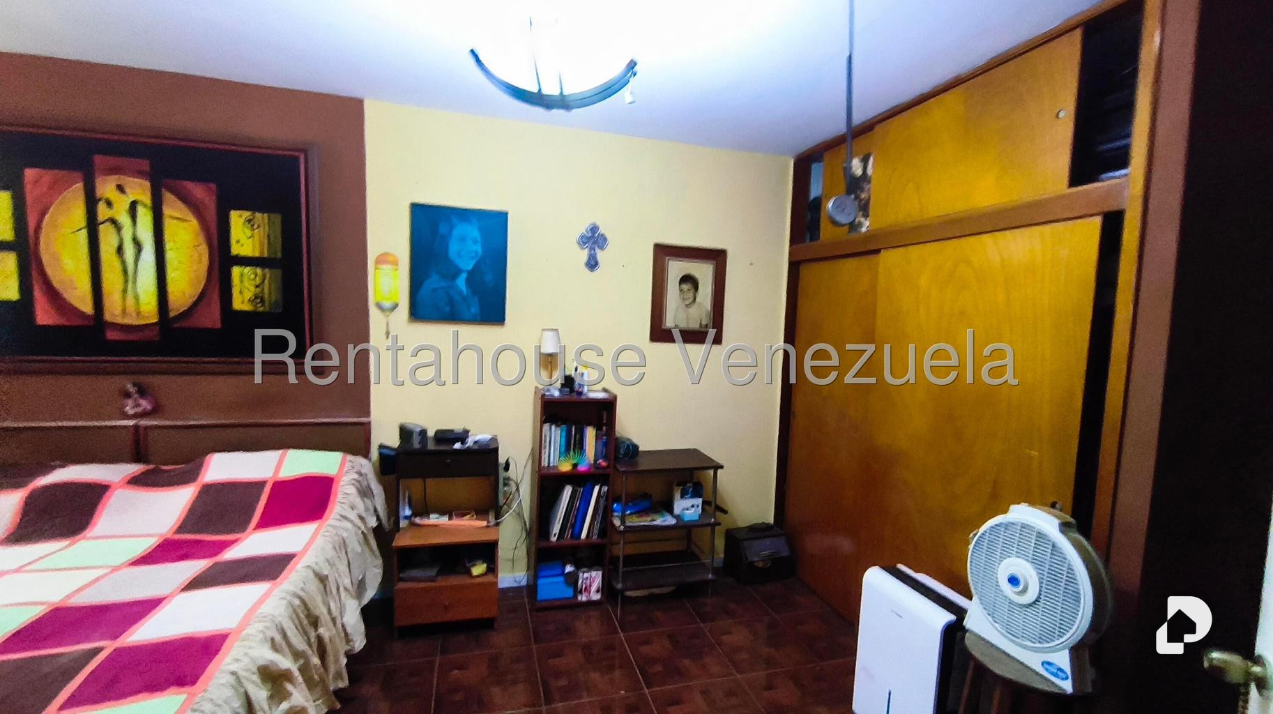 Casa en La California Sur, Caracas – 15