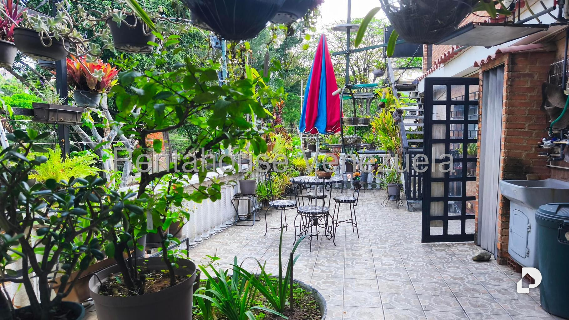 Casa en La California Sur, Caracas – 23