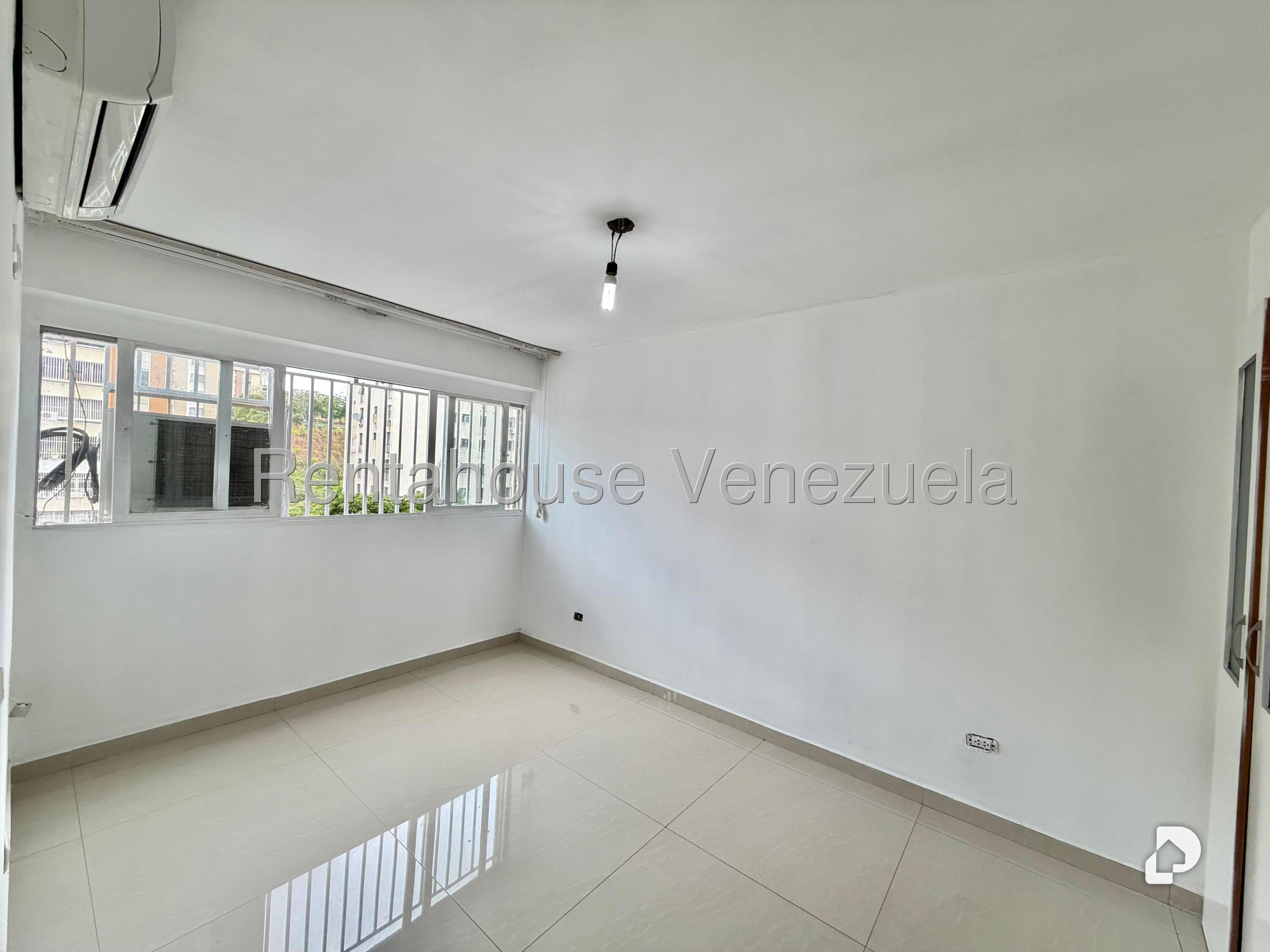 Apartamento en La Urbina, Caracas – 19