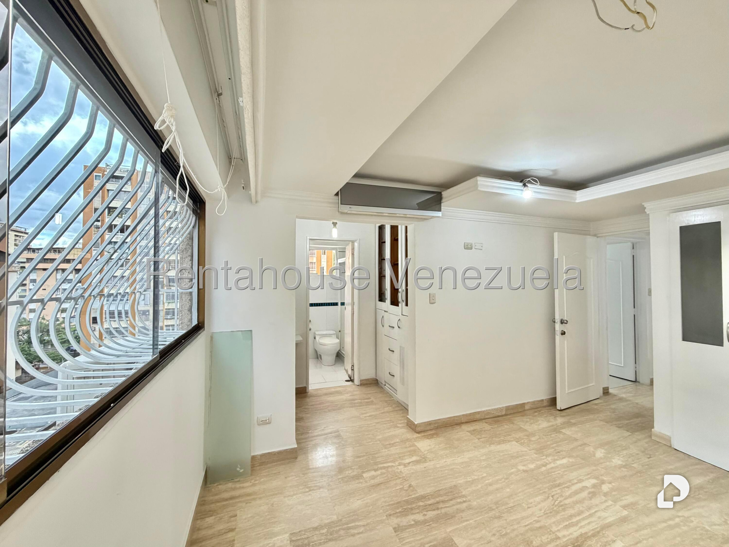 Apartamento en La Urbina, Caracas – 23