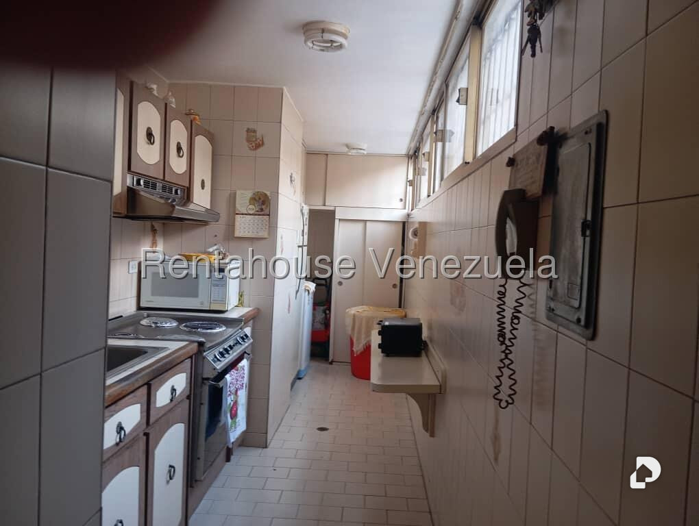 Apartamento en Parroquia Santa Rosalía, Caracas – 19
