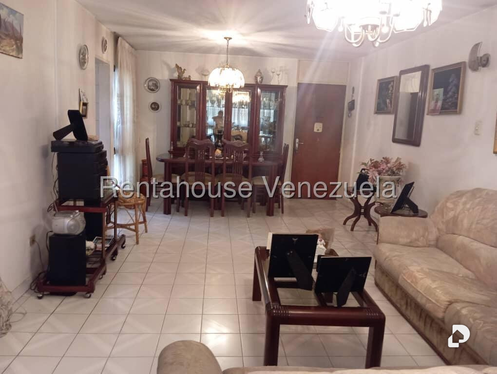 Apartamento en Parroquia Santa Rosalía, Caracas – 5