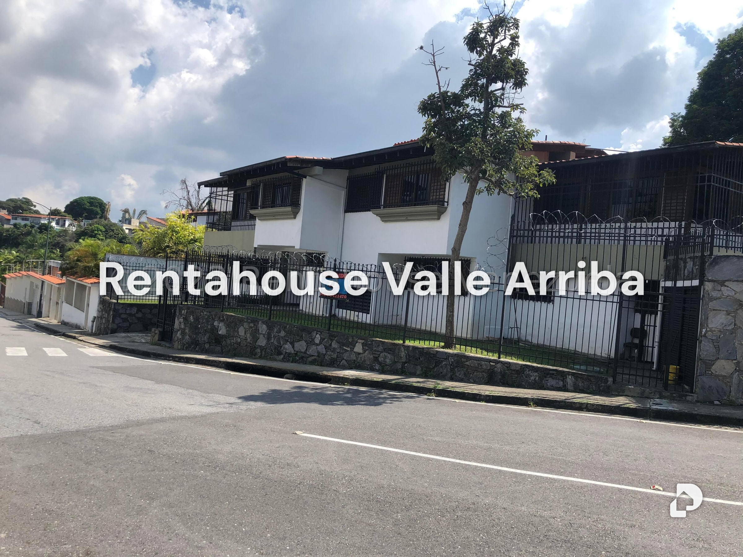 Casa en Cumbres de Curumo, Caracas – 2