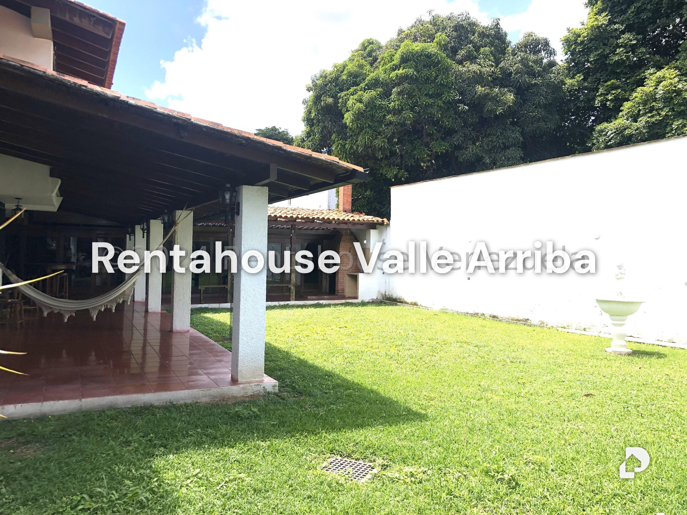 Casa en Cumbres de Curumo, Caracas – 13