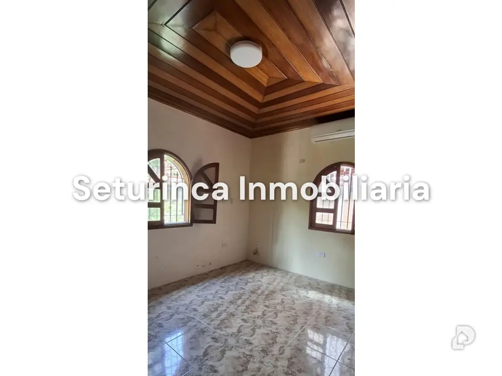 House in Alta Florida, Caracas – 19