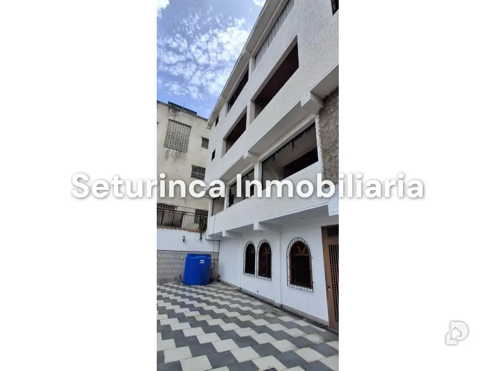House in Alta Florida, Caracas – 77