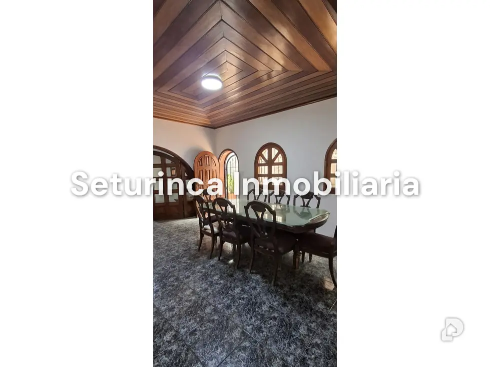 House in Alta Florida, Caracas – 31