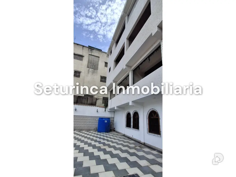 House in Alta Florida, Caracas – 76
