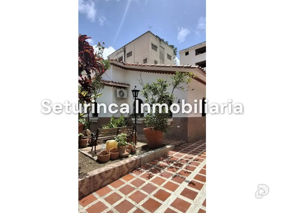 House in Alta Florida, Caracas – 2