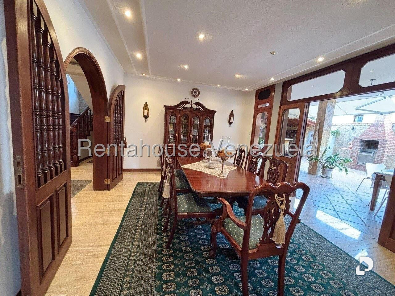 Casa en Lomas de La Lagunita, Caracas – 14