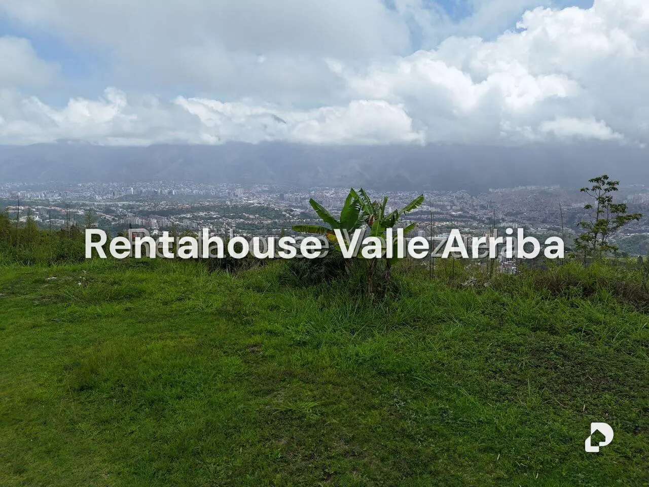 Terreno en Alto Hatillo, Caracas – 18