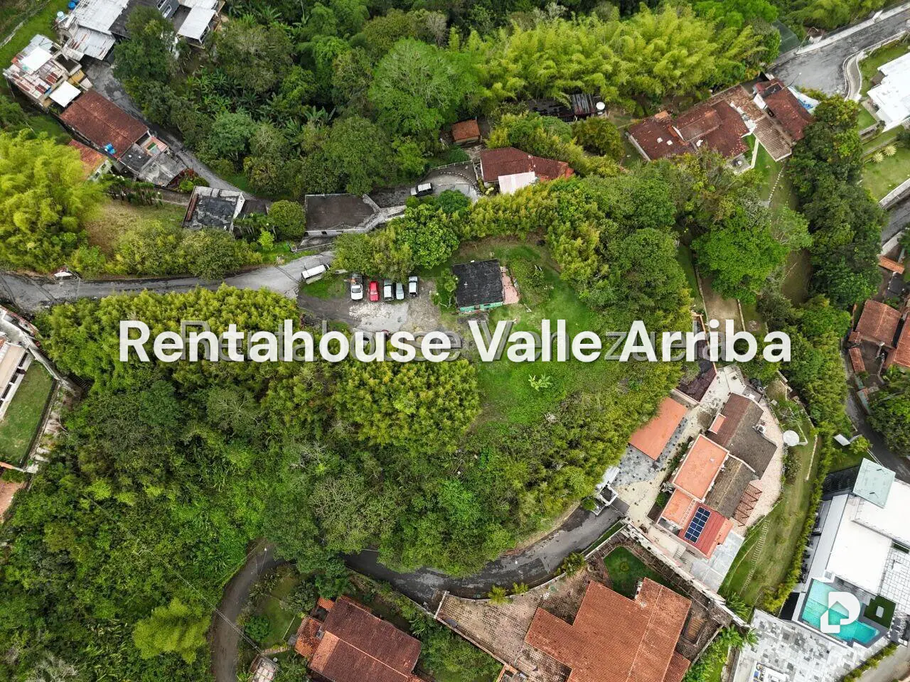 Terreno en Alto Hatillo, Caracas – 22