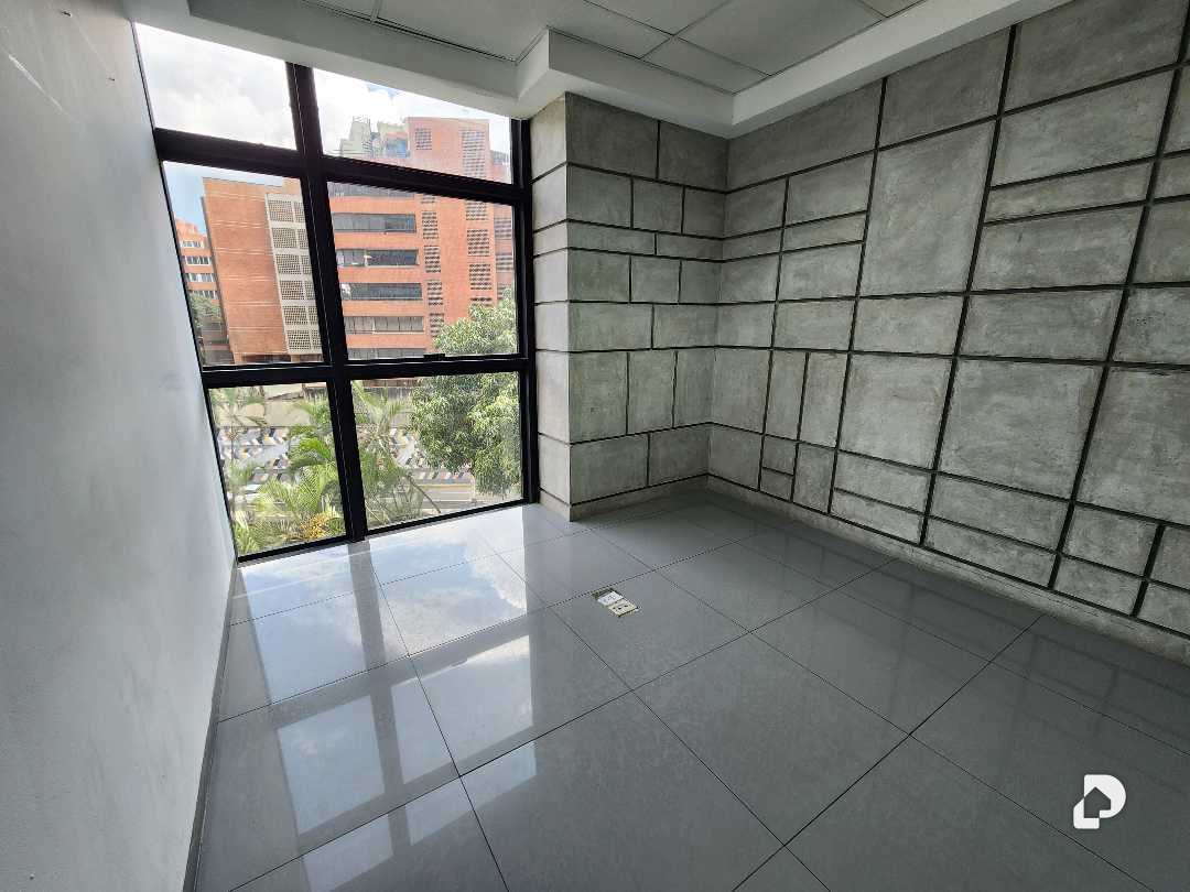 Oficina en Bello Campo, Caracas – 12
