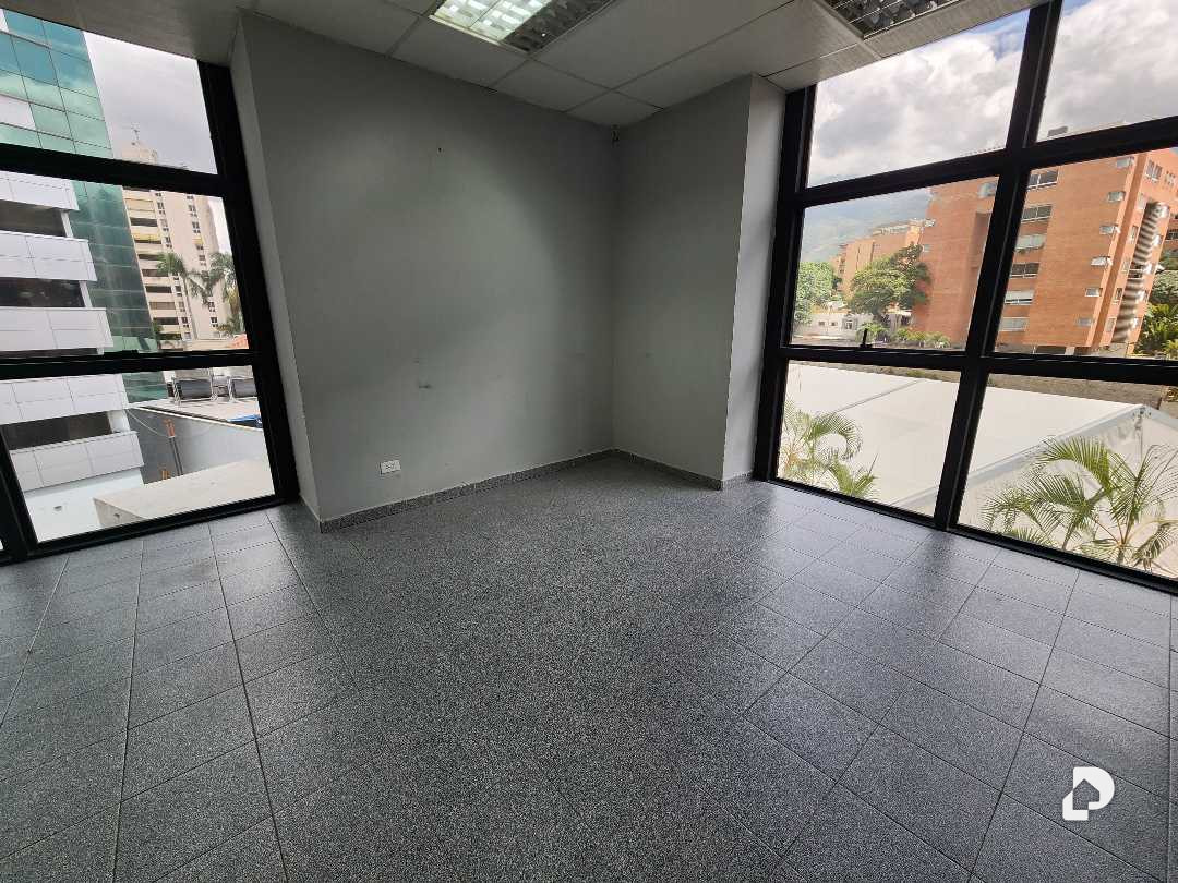 Oficina en Bello Campo, Caracas – 14