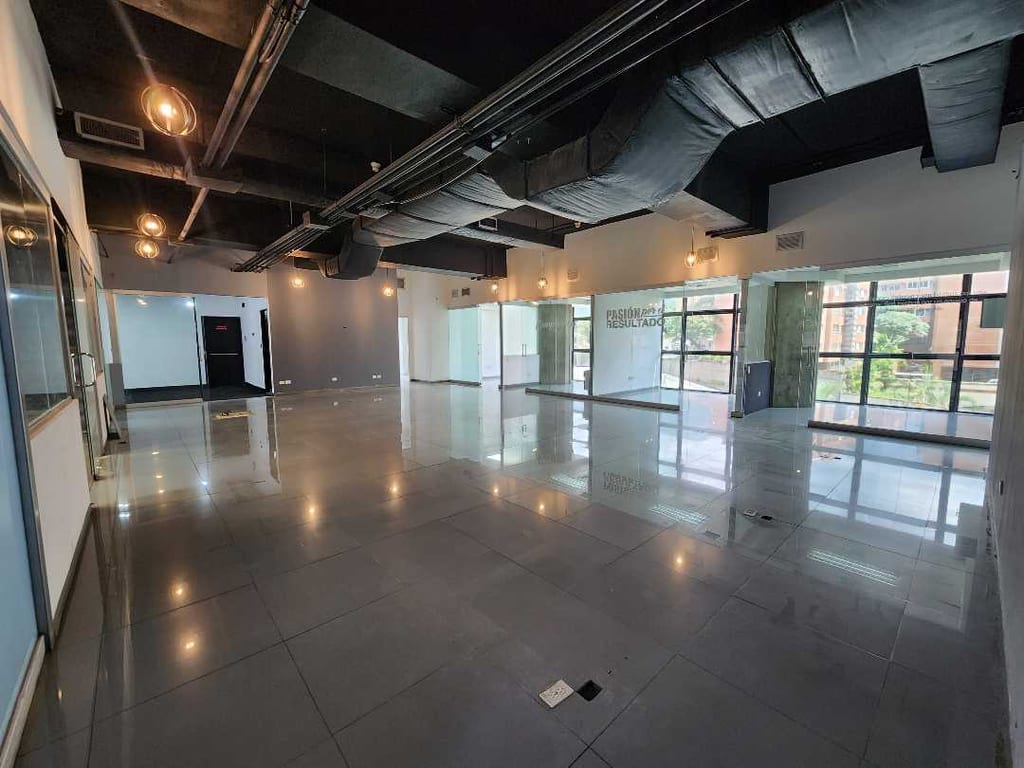 Oficina en Bello Campo, Caracas - 1