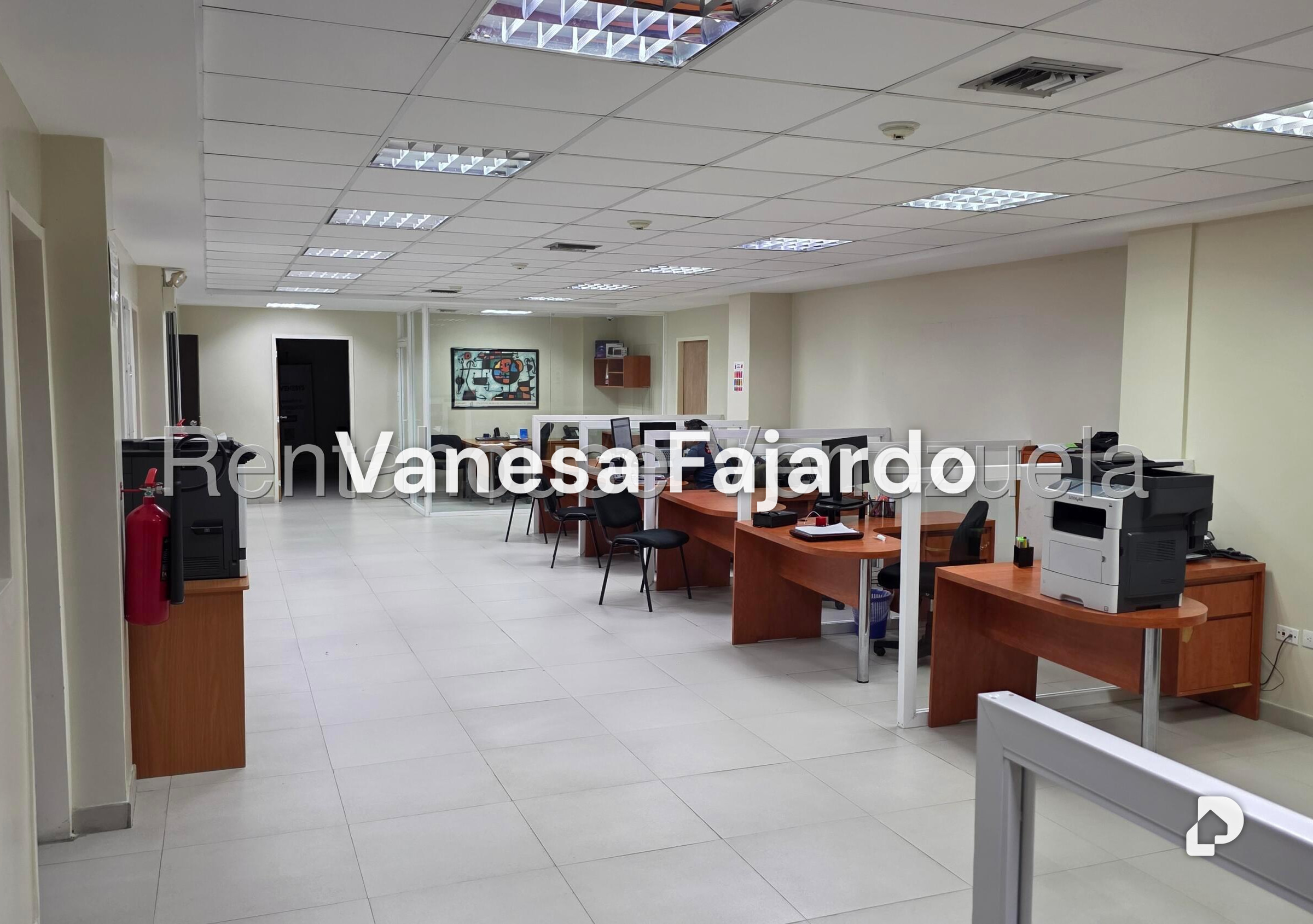 Edificio en La Trinidad, Caracas – 7