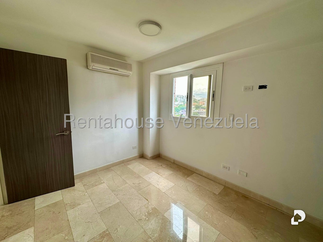 Apartamento en El Rosal, Caracas – 22